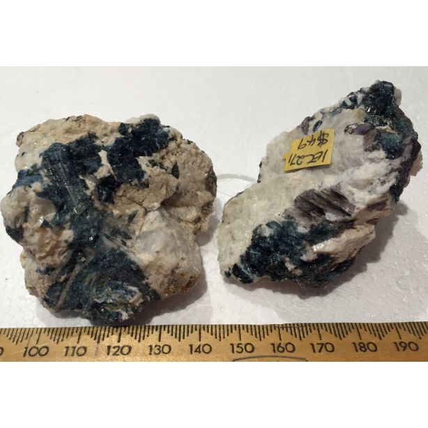  Blue Tourmaline in Quartz IEC271