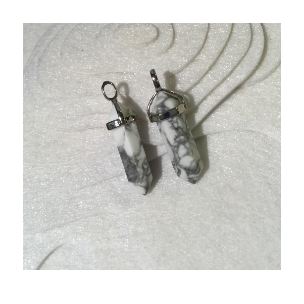 Howlite Pendant (White) MBE56
