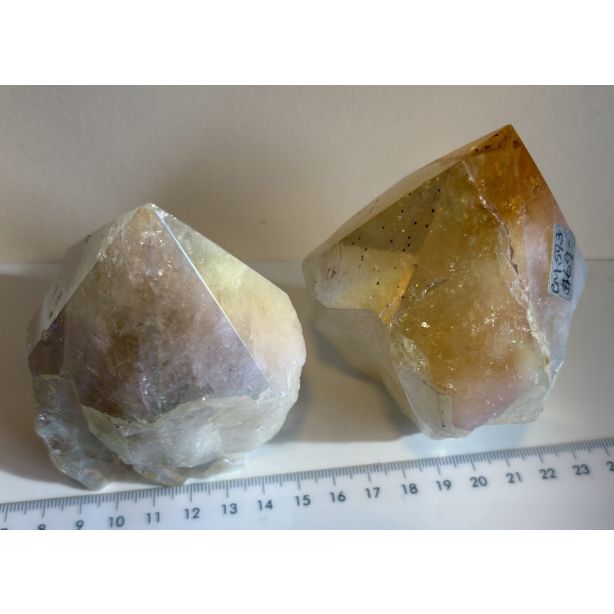 Aura Citrine points CM593