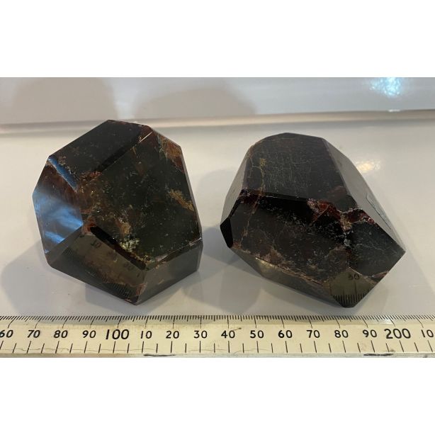 Garnet specimen CW518