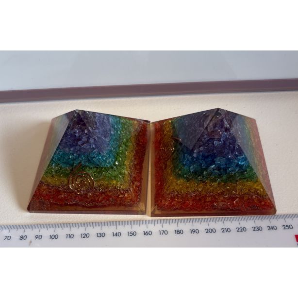  Orgonite Chakra Pyramid CW762