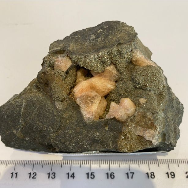  Gmelinite Apophyllite,  E195
