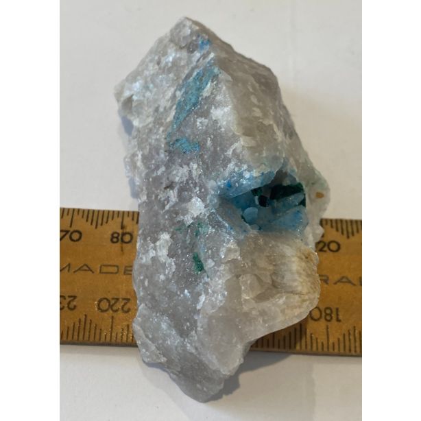 Dioptase on Quartz GT432