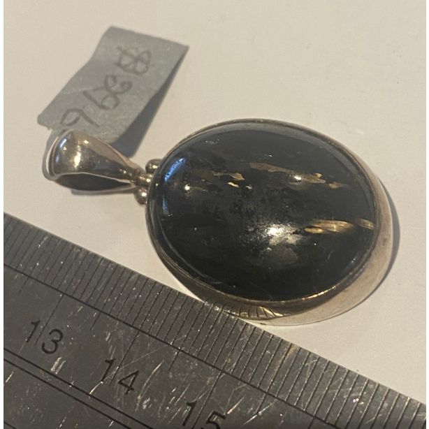 Nuummite Pendant IEC517