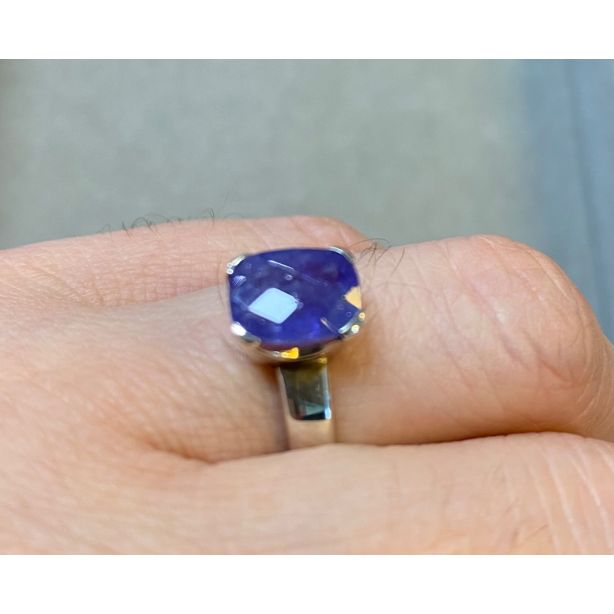 Tanzanite Ring  PJ755