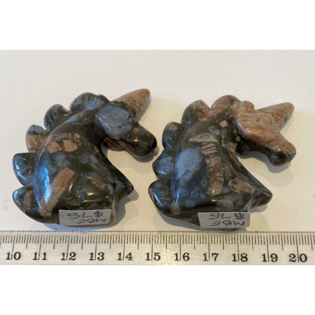 Que Sera Unicorn Head MBE547