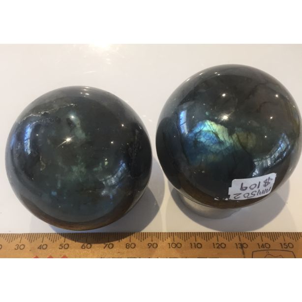 Labradorite Sphere MM502