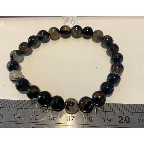 Black Tourmaiine in Quartz 8 mm PIP09
