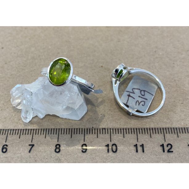 Peridot Ring TH319