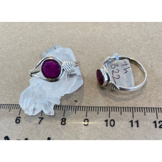  Ruby Ring TH322