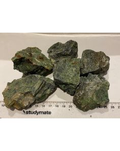 Chrome Diopside Rough CW538