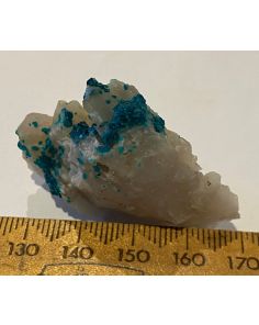 Dioptase on Quartz GT389