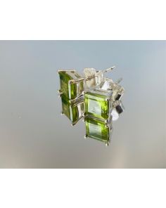 Peridot Stud Earrings Medium TH60A