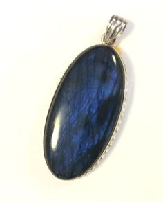 Labradorite Pendant Q557