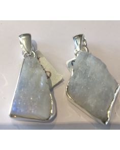 Moonstone Pendant PJ172